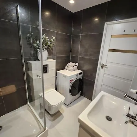 Wygodne M Z Ogródkiem *