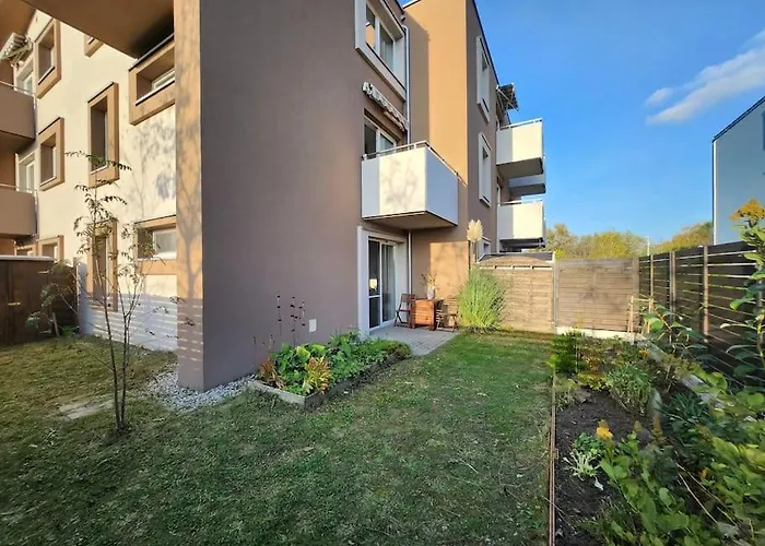 Wygodne M Z Ogrodkiem Apartment Rzeszow