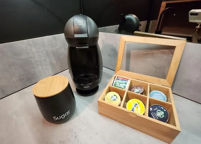 Wygodne M Z Ogrodkiem 아파트 제수프