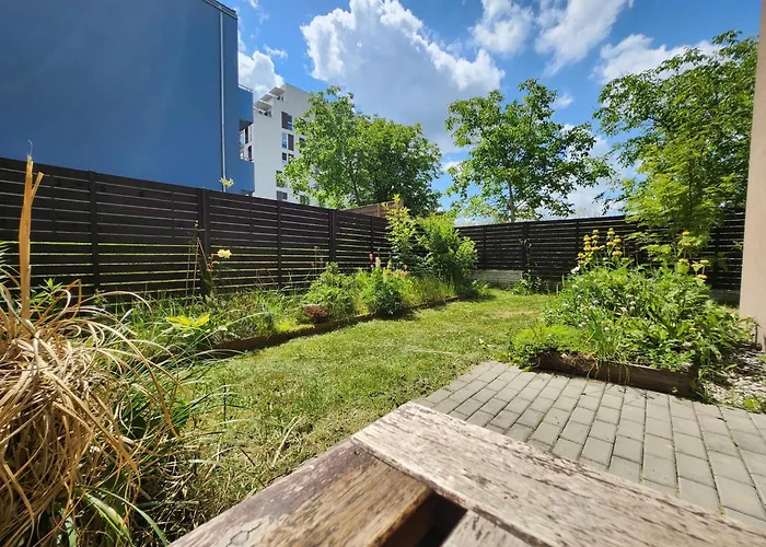 Wygodne M Z Ogrodkiem *