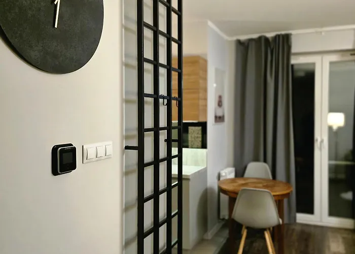 Wygodne M Z Ogrodkiem Apartment *